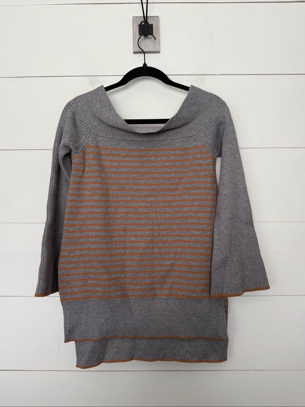 Anthropologie Women’s XS Grey Orange Elise Off Shoulder Sweater